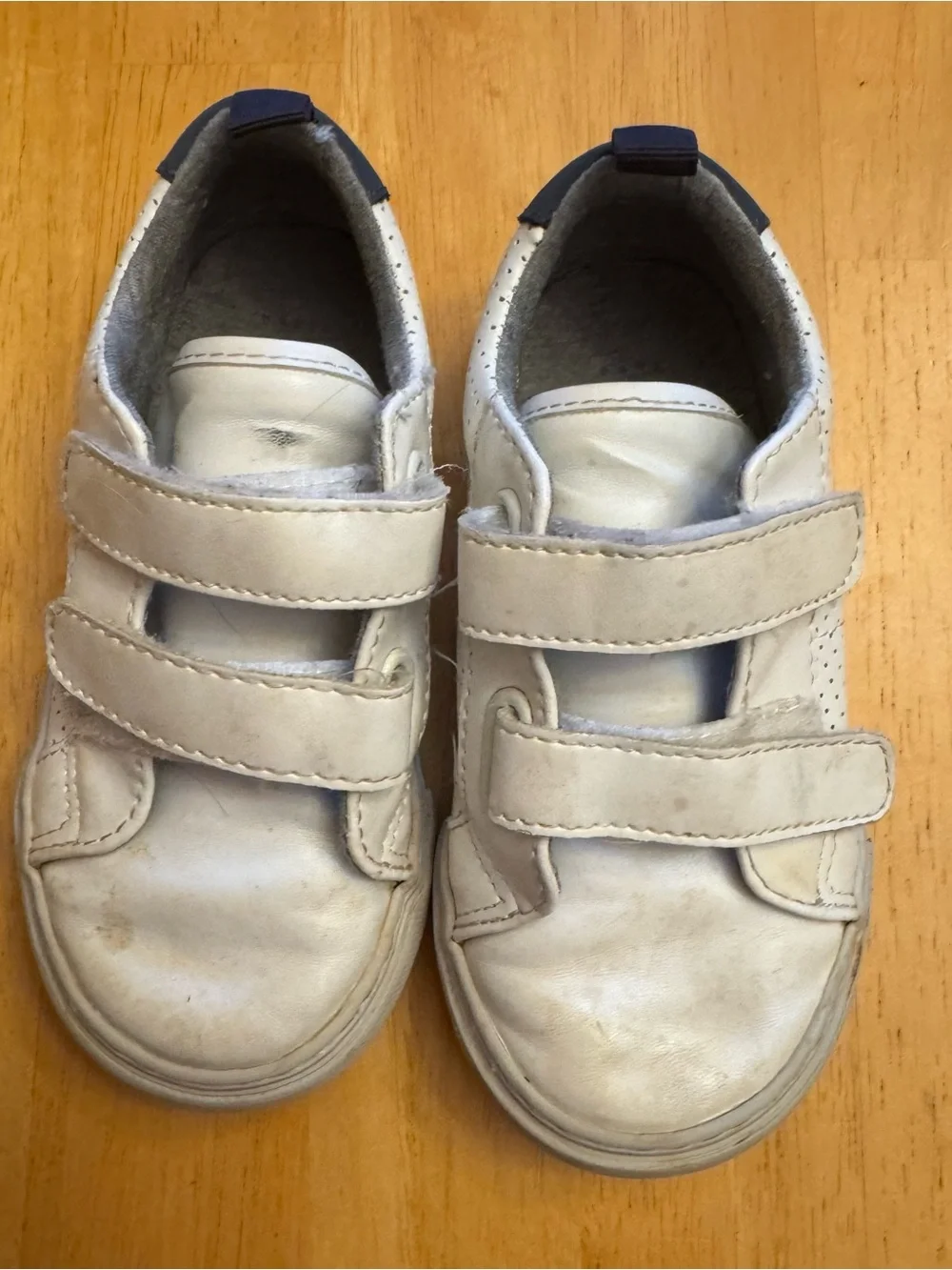 GAP Kids White Double Velcro Sneakers Size 8 Toddler